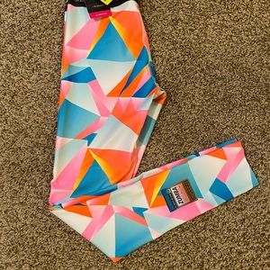 Brand new! Zumba Color Your Dance Floor long leggings NWT size S ,multi-color